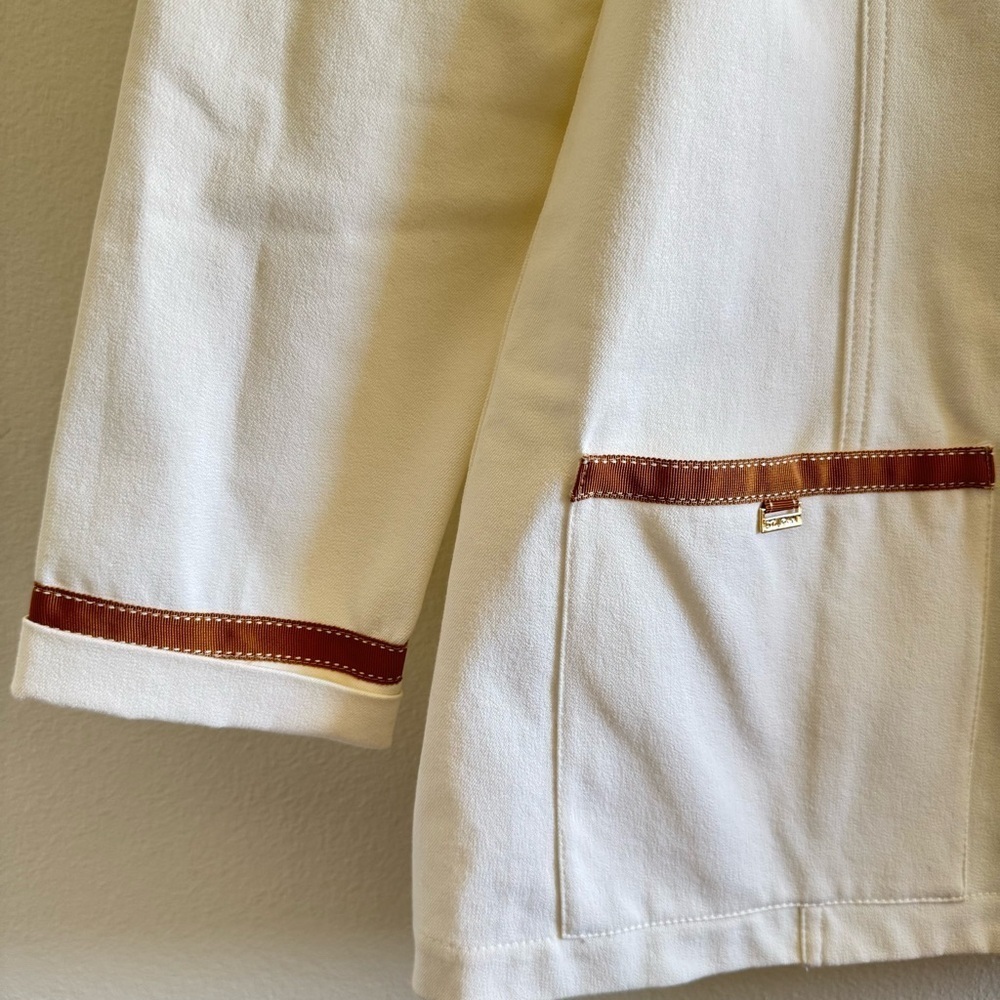 Vintage St. John Sport By Marie Gray White with Tan Trim Blazer size Small - Picture 5 of 9